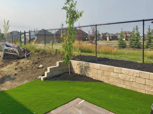 /images/projects/backyard-landscape-design-3.webp
