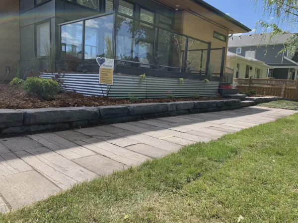/images/projects/deck-fence-irrigation-1.webp
