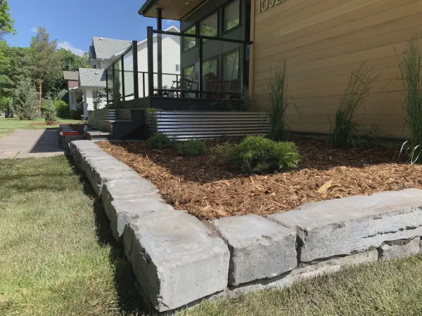 /images/projects/deck-fence-irrigation-2.webp