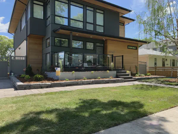 /images/projects/deck-fence-irrigation-6.webp