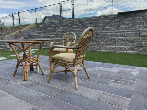 /images/projects/landscape-design-paving-4.webp